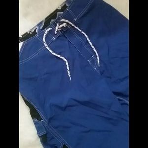 Roundtree & Yorke Men’s Swim Trunk Shorts